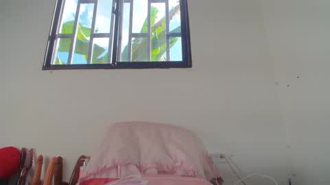 sandy10_vanegas online show from September 2025 08:46:01 PM