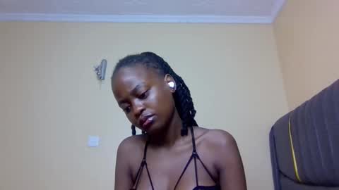 sandy online show from October 2025 01:58:02 AM