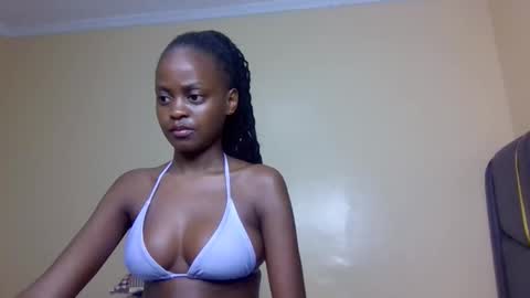 sandy online show from October 2025 06:58:02 PM