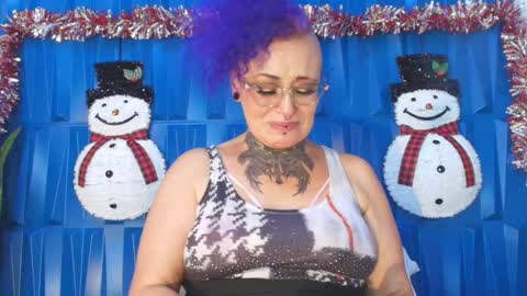 Snapshot of sandyrosee_ chatting on December 2024 12:02:01 AM Sandy Rose online show from December 2024 12:02:01 AM