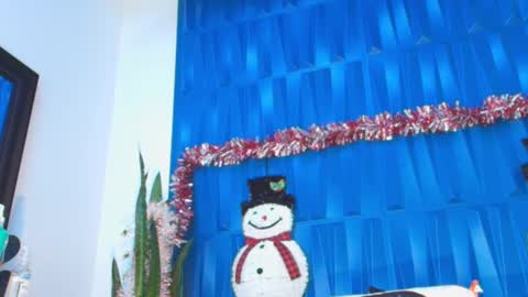 Snapshot of sandyrosee_ chatting on December 2024 03:52:01 PM Sandy Rose online show from December 2024 03:52:01 PM