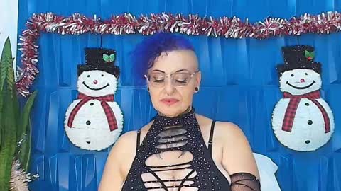 Snapshot of sandyrosee_ chatting on December 2024 06:20:01 PM Sandy Rose online show from December 2024 06:20:01 PM