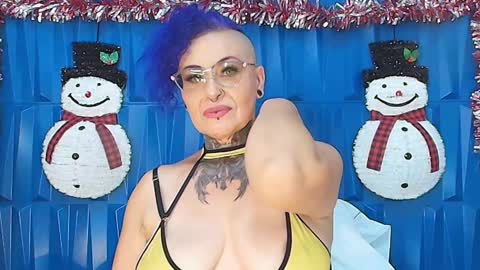Snapshot of sandyrosee_ chatting on December 2024 06:09:02 PM Sandy Rose online show from December 2024 06:09:02 PM