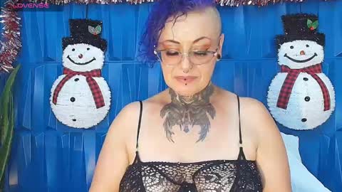 Snapshot of sandyrosee_ chatting on December 2024 09:17:01 PM Sandy Rose online show from December 2024 09:17:01 PM