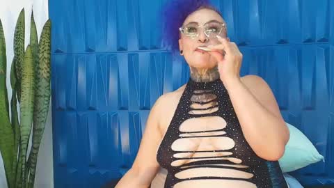 Snapshot of sandyrosee_ chatting on January 2025 08:04:01 PM Sandy Rose online show from January 2025 08:04:01 PM