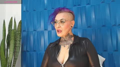 Snapshot of sandyrosee_ chatting on January 2025 05:46:01 PM Sandy Rose online show from January 2025 05:46:01 PM