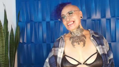 Snapshot of sandyrosee_ chatting on February 2025 11:25:02 PM Sandy Rose online show from February 2025 11:25:02 PM