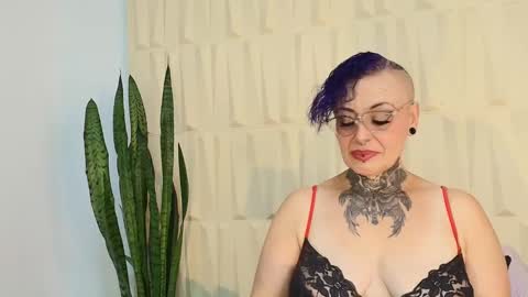 Snapshot of sandyrosee_ chatting on March 2025 06:05:02 PM Sandy Rose online show from March 2025 06:05:02 PM