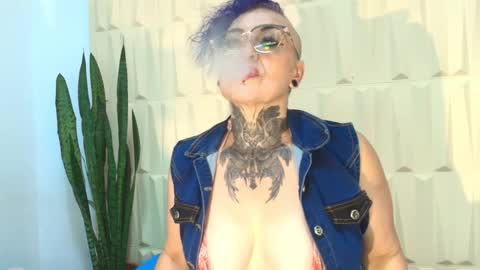 Snapshot of sandyrosee_ chatting on March 2025 11:16:02 PM Sandy Rose online show from March 2025 11:16:02 PM