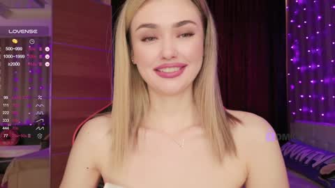 Snapshot of sandysweetie chatting on February 2025 04:10:01 AM Sandy online show from February 2025 04:10:01 AM