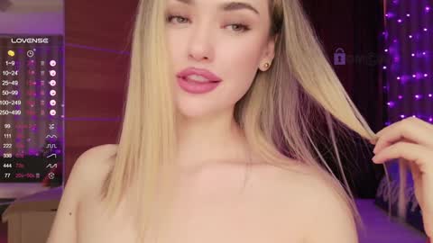 Snapshot of sandysweetie chatting on February 2025 08:52:02 AM Sandy online show from February 2025 08:52:02 AM