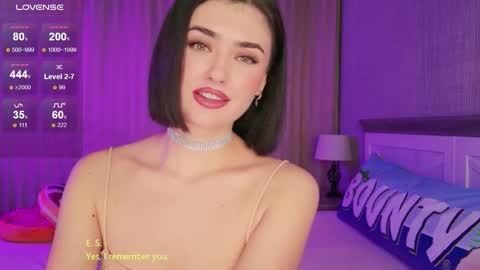 Sandy online show from November 2025 01:26:01 AM