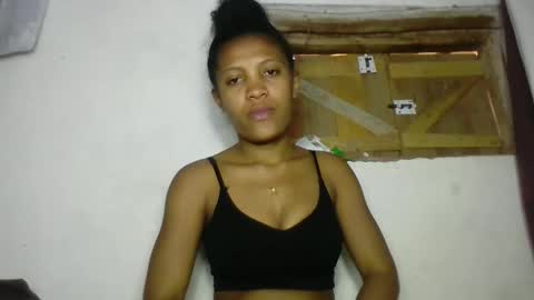 Snapshot of sanelie09 chatting on October 2025 07:42:01 AM sanelie09 online show from October 2025 07:42:01 AM