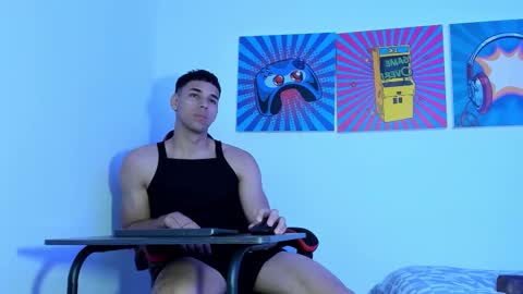 Maximo Santana online show from February 2026 12:45:01 PM