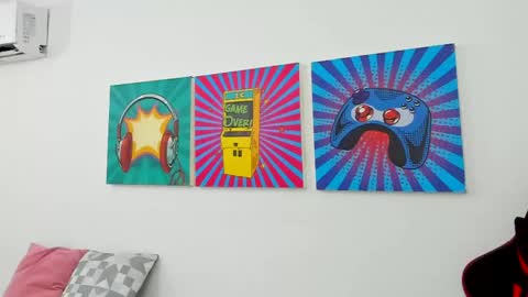 Maximo Santana online show from April 2026 12:19:02 PM