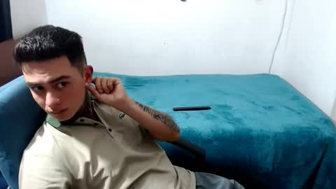 santi_ss online show from October 2025 02:20:01 AM