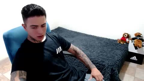 santi_ss online show from October 2025 12:33:02 AM