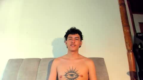 Snapshot of santi_twink19 chatting on May 2026 09:30:02 PM santi_twink19 online show from May 2026 09:30:02 PM