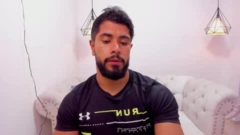 santiago_huntt online show from December 2024 04:49:01 PM