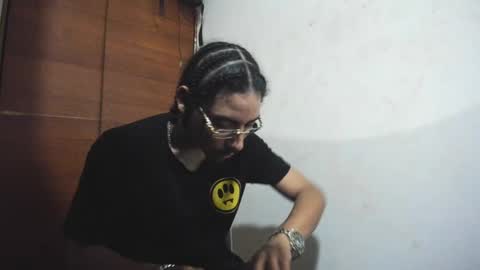 Snapshot of santiagoxxxtreme_ chatting on December 2024 07:18:02 AM Santiago online show from December 2024 07:18:02 AM