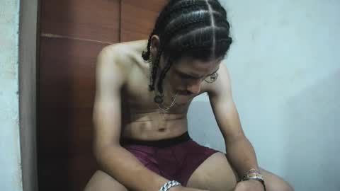Snapshot of santiagoxxxtreme_ chatting on December 2024 09:52:02 AM Santiago online show from December 2024 09:52:02 AM