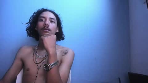 Snapshot of santiagoxxxtreme_ chatting on January 2025 09:47:01 AM Santiago online show from January 2025 09:47:01 AM