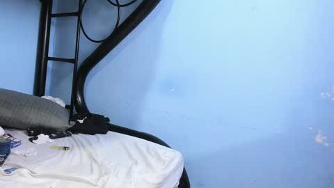 Snapshot of santiagoxxxtreme_ chatting on January 2025 10:56:01 AM Santiago online show from January 2025 10:56:01 AM