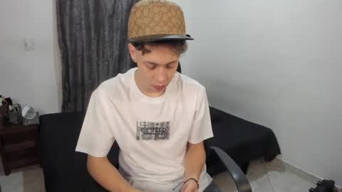 Snapshot of santiceballo chatting on April 2026 09:37:02 AM Julius Novachrono online show from April 2026 09:37:02 AM