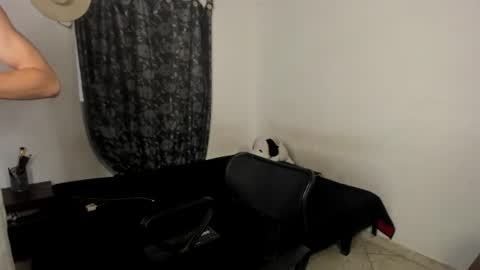 Julius Novachrono  online show from June 2026 09:36:02 PM