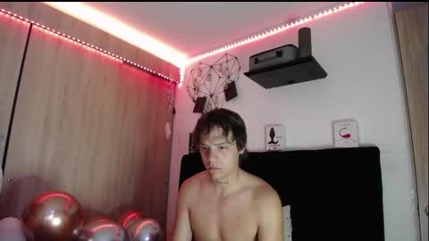 Santii online show from January 2026 12:11:01 PM