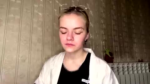 Rina online show from June 2026 07:35:02 AM