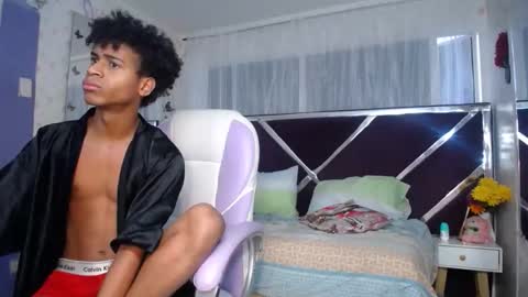 santy online show from April 2026 12:03:02 PM