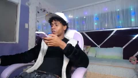 santy online show from April 2026 02:00:02 PM