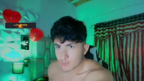 Santyago online show from February 2025 07:27:02 PM