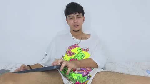 Snapshot of santybig18 chatting on January 2025 03:12:02 AM santybig18 online show from January 2025 03:12:02 AM