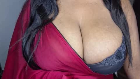 sanvi13 online show from February 2026 03:10:02 PM