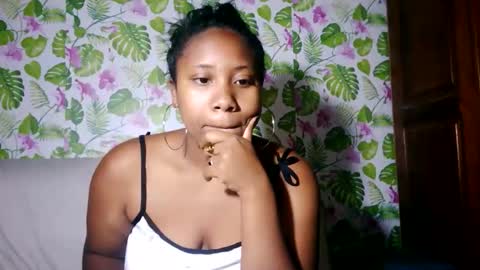 Snapshot of sanyah513 chatting on June 2026 05:42:01 AM sanya online show from June 2026 05:42:01 AM