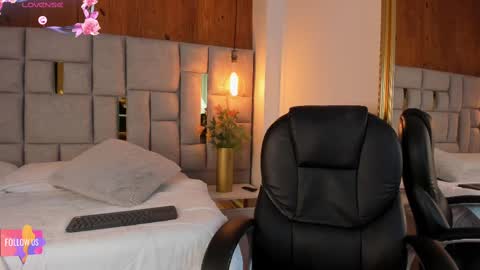 Saori  online show from February 2025 11:44:02 AM