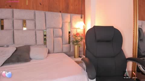 Saori  online show from October 2025 12:05:02 PM