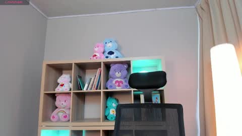 saphyralux online show from May 2026 10:18:01 PM