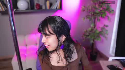 saphyralux online show from July 2026 08:24:02 PM