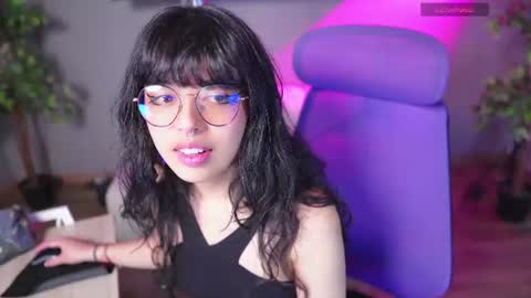 saphyralux online show from July 2026 08:57:02 PM