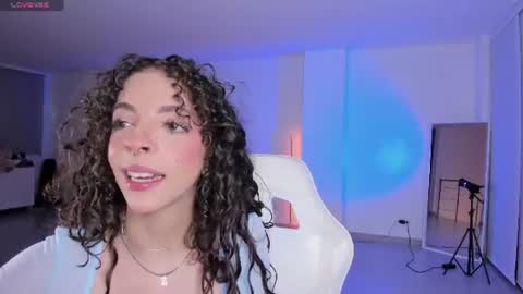 Snapshot of sapphire_venus chatting on June 2026 12:57:02 AM Valerin online show from June 2026 12:57:02 AM