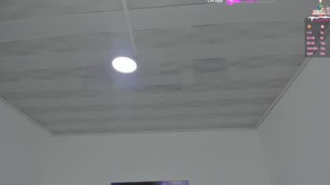 sara allenx online show from December 2024 11:40:01 AM