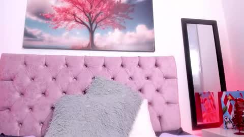 SARA ARIAS  online show from December 2024 02:09:02 AM