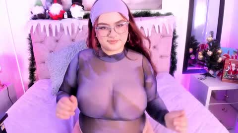 SARA ARIAS  online show from December 2024 07:50:02 PM