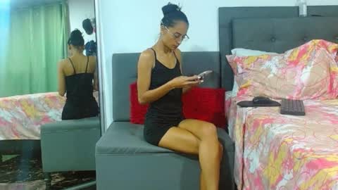 SARA online show from March 2025 10:48:02 PM