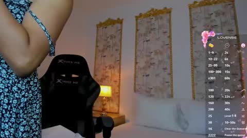 Sara online show from September 2025 08:19:01 PM