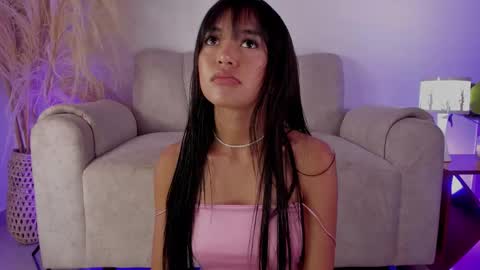 S A R A online show from October 2025 01:17:02 AM