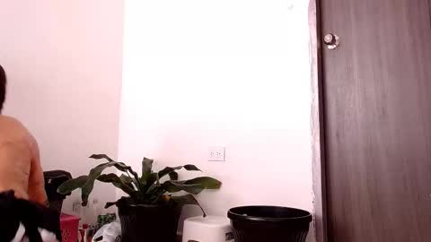 sara_johnson__ online show from November 2025 07:10:01 PM